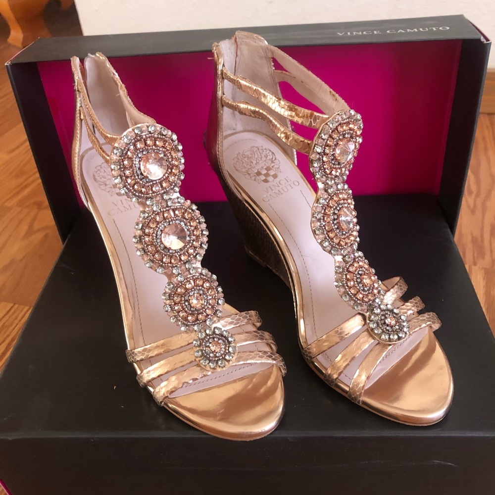 Vince Camuto rose gold heels